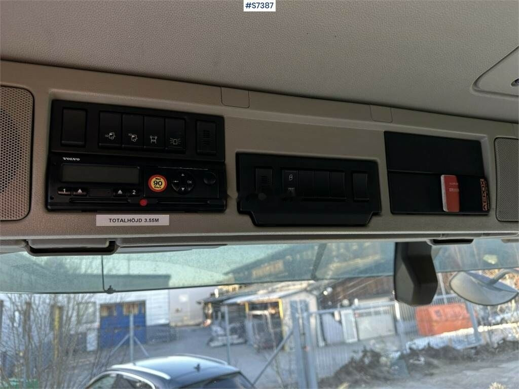 Autocarro con pianale/ Cassone fisso, Camion con gru Volvo FM 420: foto 28