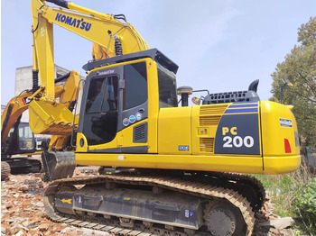 Escavatore cingolato KOMATSU PC200-8