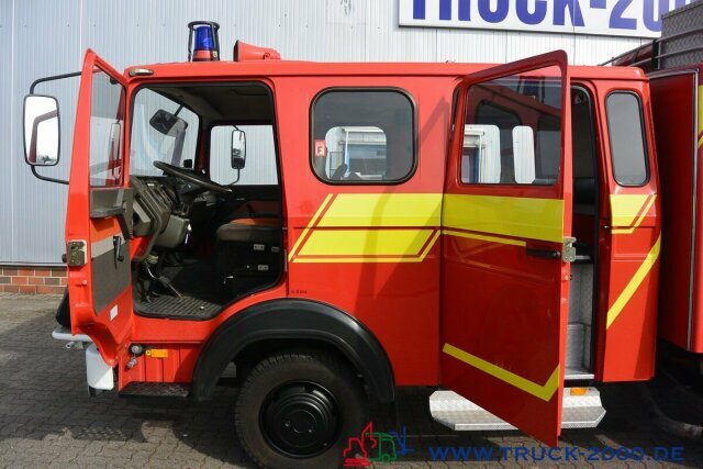 Furgone box Iveco 75E16 A Mannschaft- Feuerwehr Löschpumpe SERVO