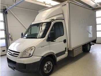 Furgone box Iveco Daily 35C15