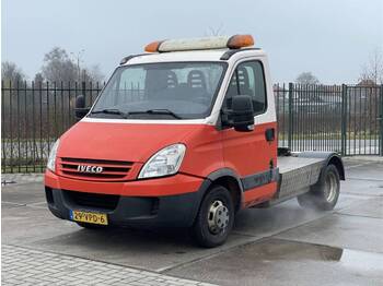 Trattore stradale BE Iveco Daily 35C18: foto 1