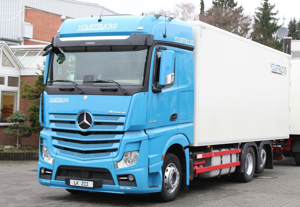 Furgone Mercedes-Benz Actros 2548 Koffer Retarder Schlafkab Kühlbox