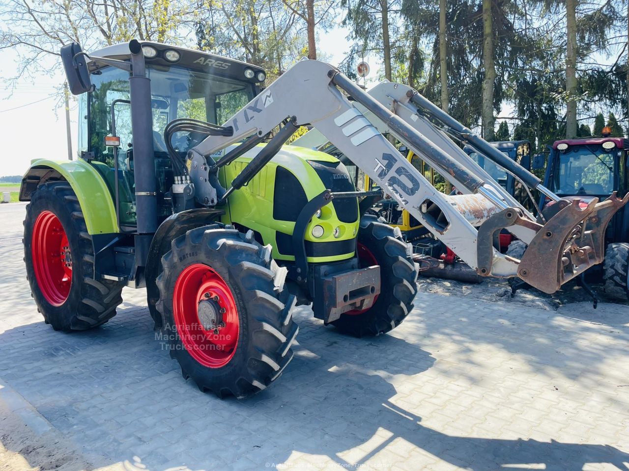 Trattore Claas ARES 567 ATZ: foto 9