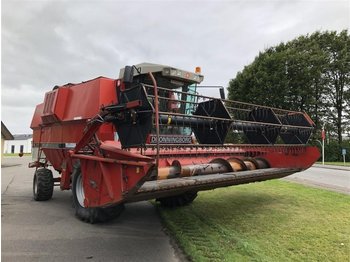 Mietitrebbia 8900 JOMBO