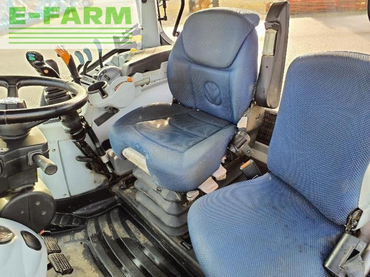 Trattore New Holland t6-125s: foto 9