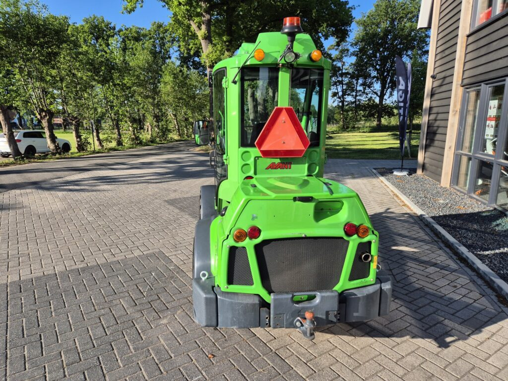 Pala articolata AVANT 745 optidrive