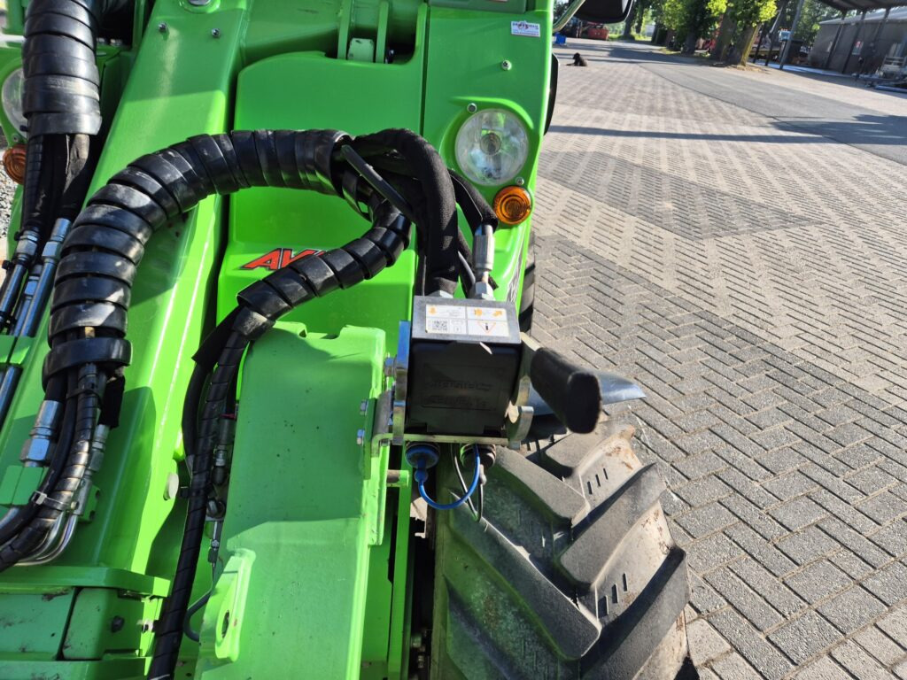 Pala articolata AVANT 745 optidrive