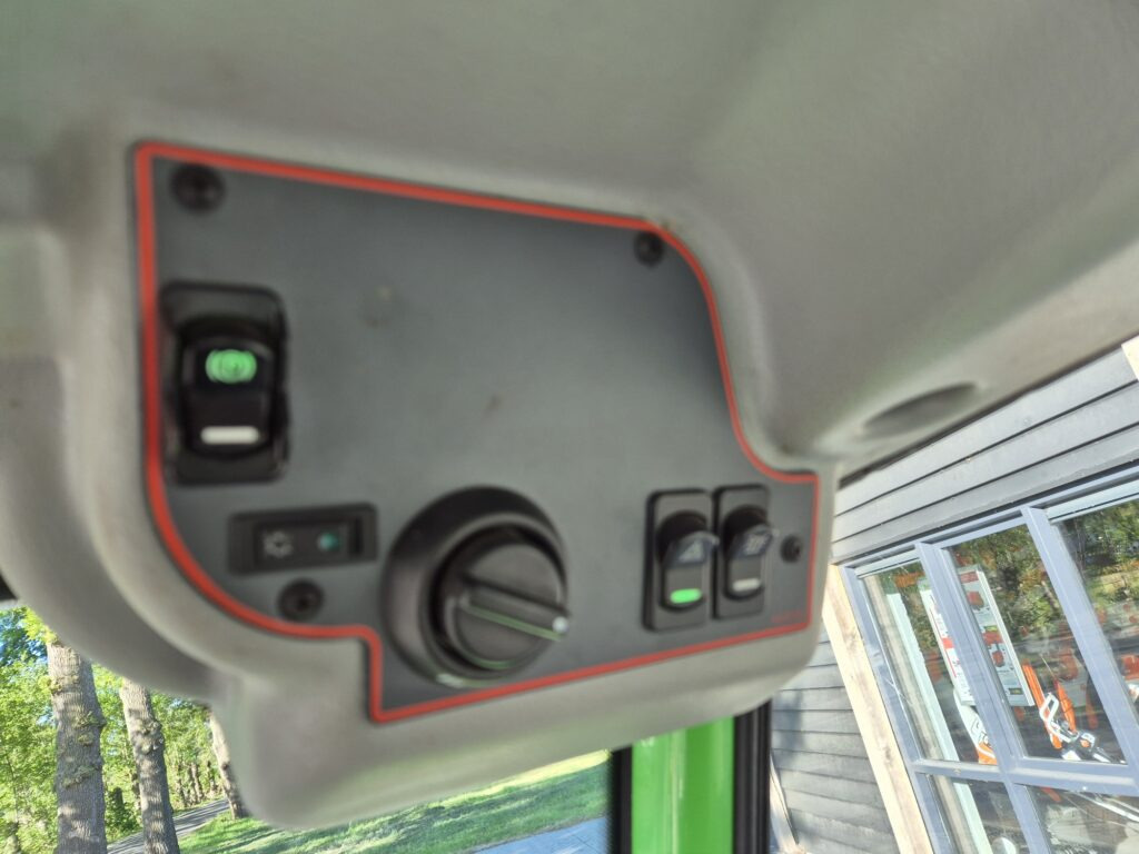 Pala articolata AVANT 745 optidrive