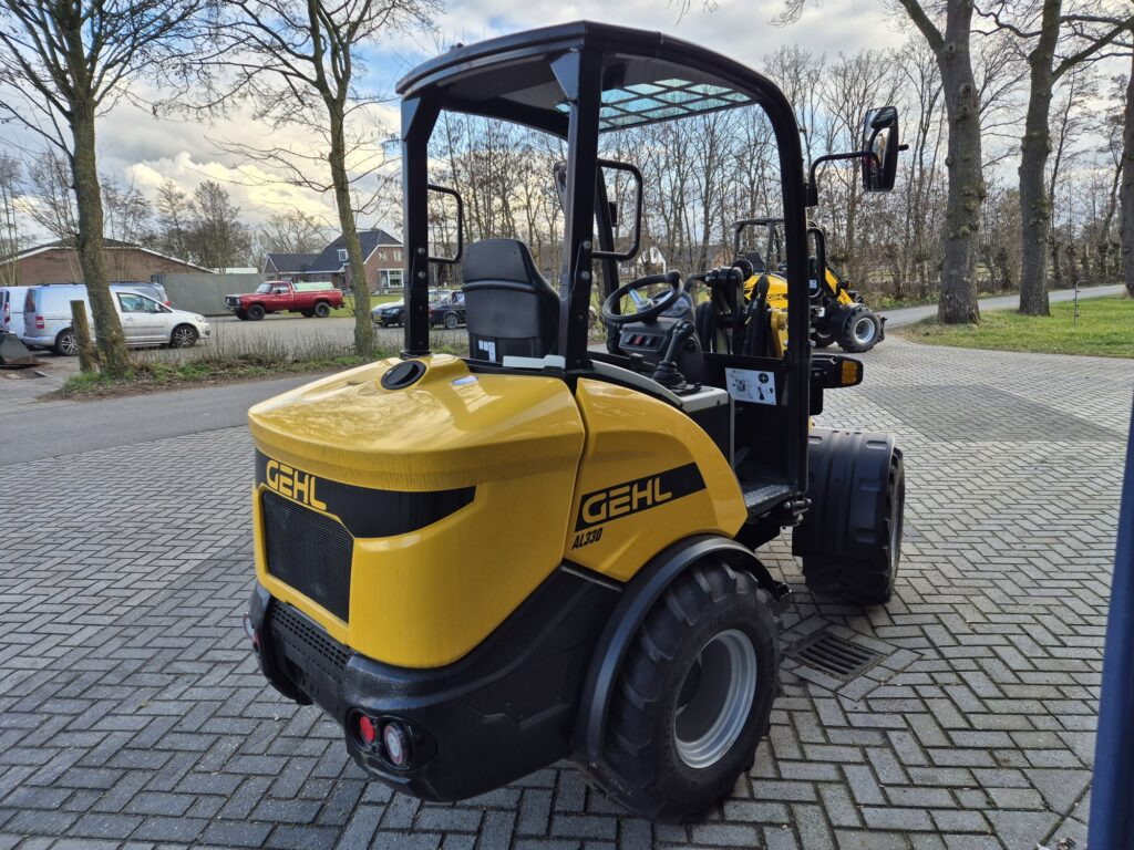 Pala articolata GEHL AL330 loader
