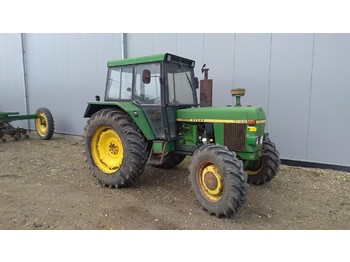 Trattore agricolo John Deere 3130 Hfwd