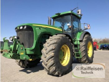 Trattore agricolo John Deere 8520 Powershift