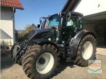Trattore agricolo Valtra n174 v