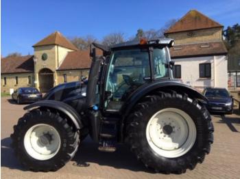 Trattore agricolo Valtra n 174 v