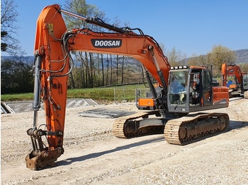 Escavatore cingolato Doosan DX300LC-5: foto 1