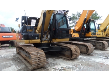 Escavatore cingolato CATERPILLAR 320D
