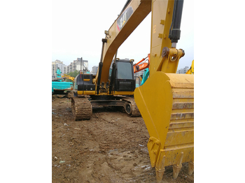 Escavatore cingolato CATERPILLAR 320D