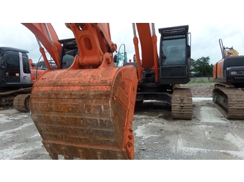 Escavatore cingolato HITACHI zx210