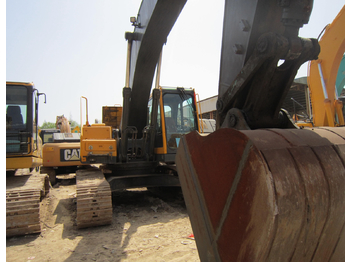 Escavatore cingolato VOLVO EC240BLC