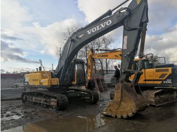 Escavatore cingolato VOLVO EC290BLC