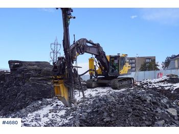Escavatore cingolato Volvo EC220