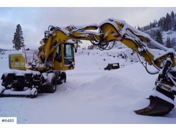 Escavatore gommato Atlas Terex