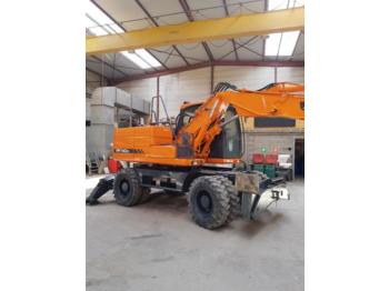 Escavatore gommato DOOSAN DX 140W