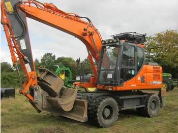 Escavatore gommato Doosan DX140W-3