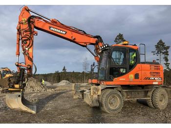 Escavatore gommato Doosan DX 160 W-3