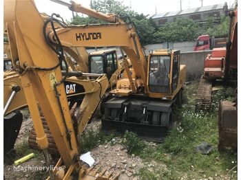 Escavatore gommato HYUNDAI 200-5
