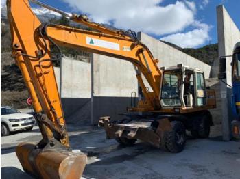 Escavatore gommato Hyundai R200W