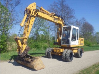 Escavatore gommato Liebherr A 900 Litronic