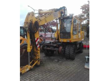 Escavatore gommato Liebherr A 900 ZW