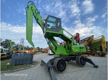 Escavatore per movimentazione SENNEBOGEN 821