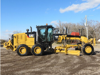 Grader CATERPILLAR 140M 3 AWD
