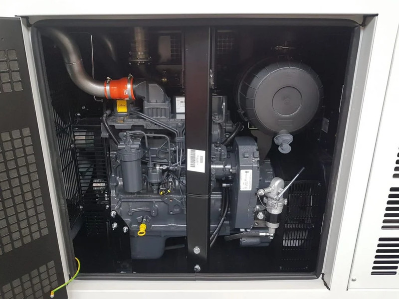 Gruppo elettrogeno nuovo Himoinsa Iveco Stamford 120 kVA Supersilent Rental generatorset New !: foto 4