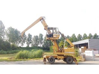 Escavatore per movimentazione per il trasporto di rifiuti Liebherr A902: foto 1