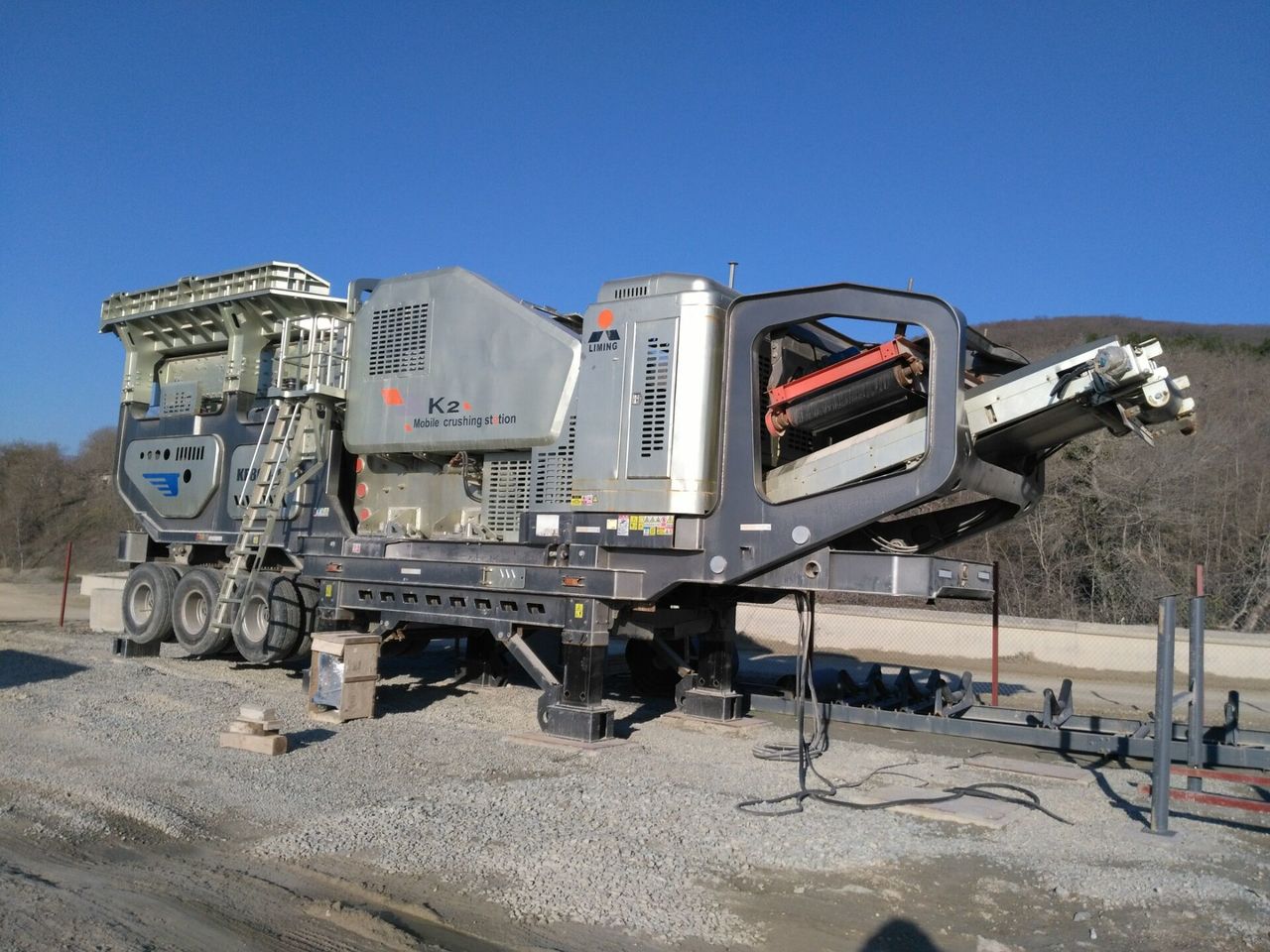 Frantoio a mascelle nuovo Liming Enquiries on Mobile Crusher For Mining and Construction Purposes: foto 4