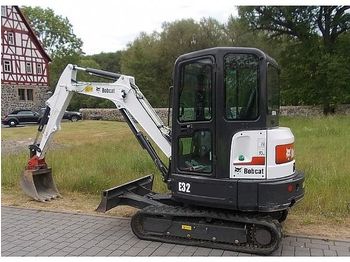 Miniescavatore BOBCAT E32