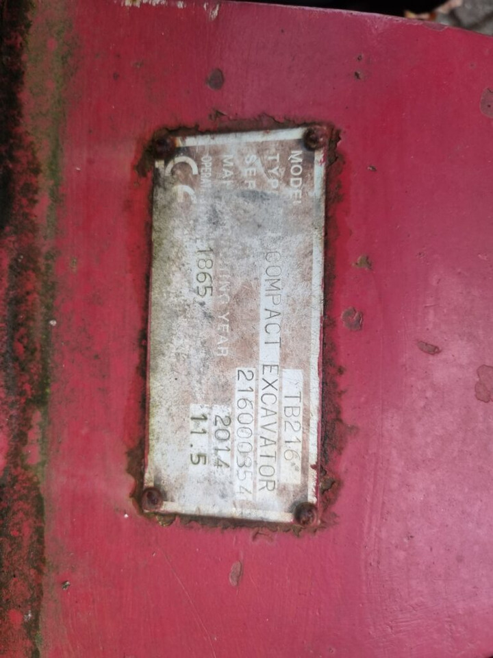 Miniescavatore TAKEUCHI TB216 minidigger