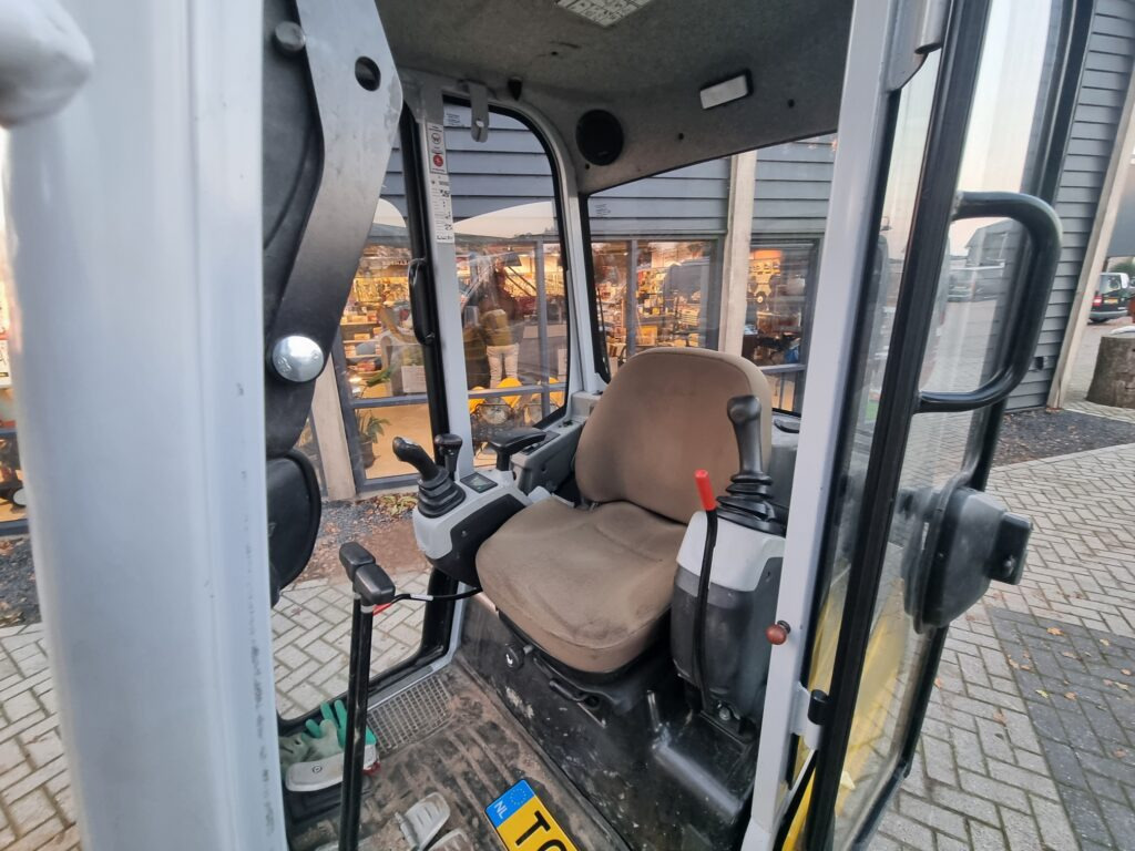 Miniescavatore WACKER NEUSON ET24 minidigger