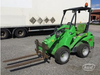  Avant 420 Compact Loader with telescopic boom and equipment - Minipala