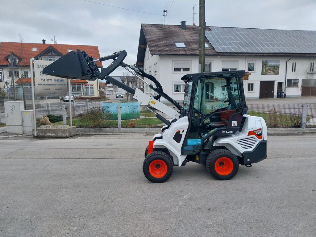 Pala gommata Bobcat L 28