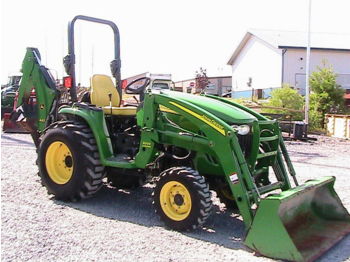 John Deere 3120 Tractor 300T - Pala gommata