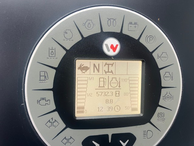 Pala gommata KRAMER 8085T loader