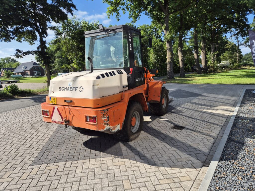 Pala gommata SCHAEFF SKL843