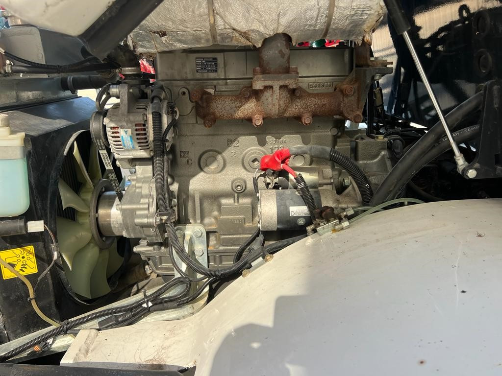 Pala gommata Used YANMAR 1201 loader