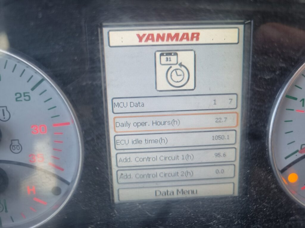 Pala gommata YANMAR V120