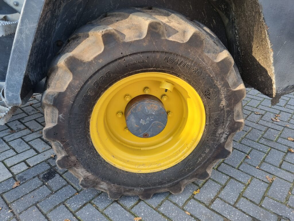 Pala gommata YANMAR V120