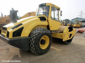 Bomag BW213D4 - Rullo