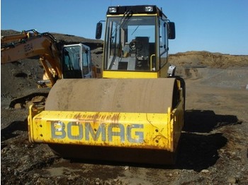 Bomag BW 211D3 - Rullo